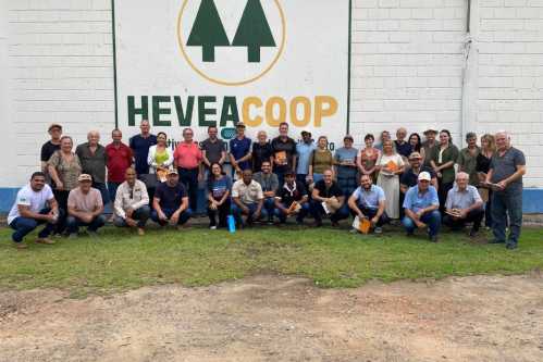 Produtores se reúnem no 1° Encontro Técnico sobre Cacau promovido pela Barry Callebaut com apoio da HEVEACOOP