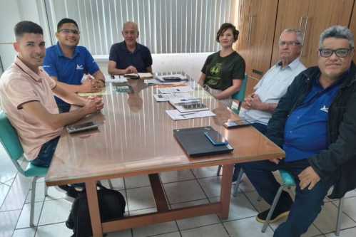 Parceria e conhecimento: Michelin visita a HEVEACOOP para alinhamentos técnicos